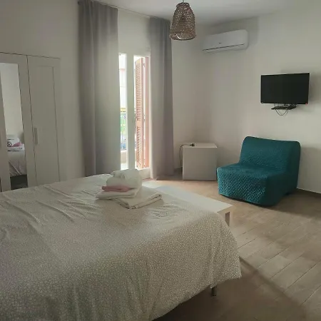 Anninnia Alojamento de Acomodação e Pequeno-almoço Castelsardo