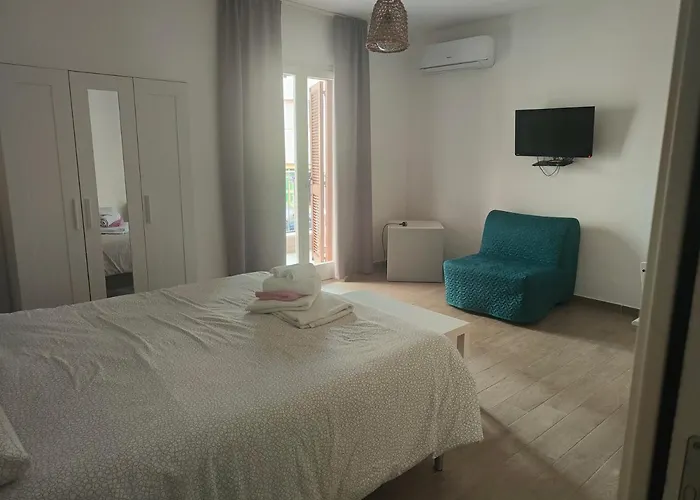 Anninnia Alojamento de Acomodação e Pequeno-almoço Castelsardo